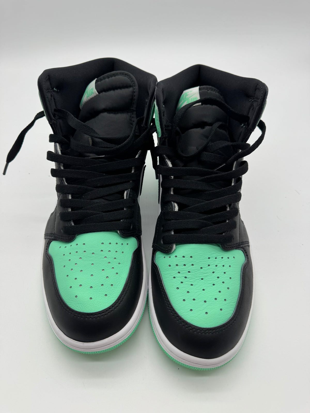 Jordan 1 Retro High OG Green Glow (No Lid)