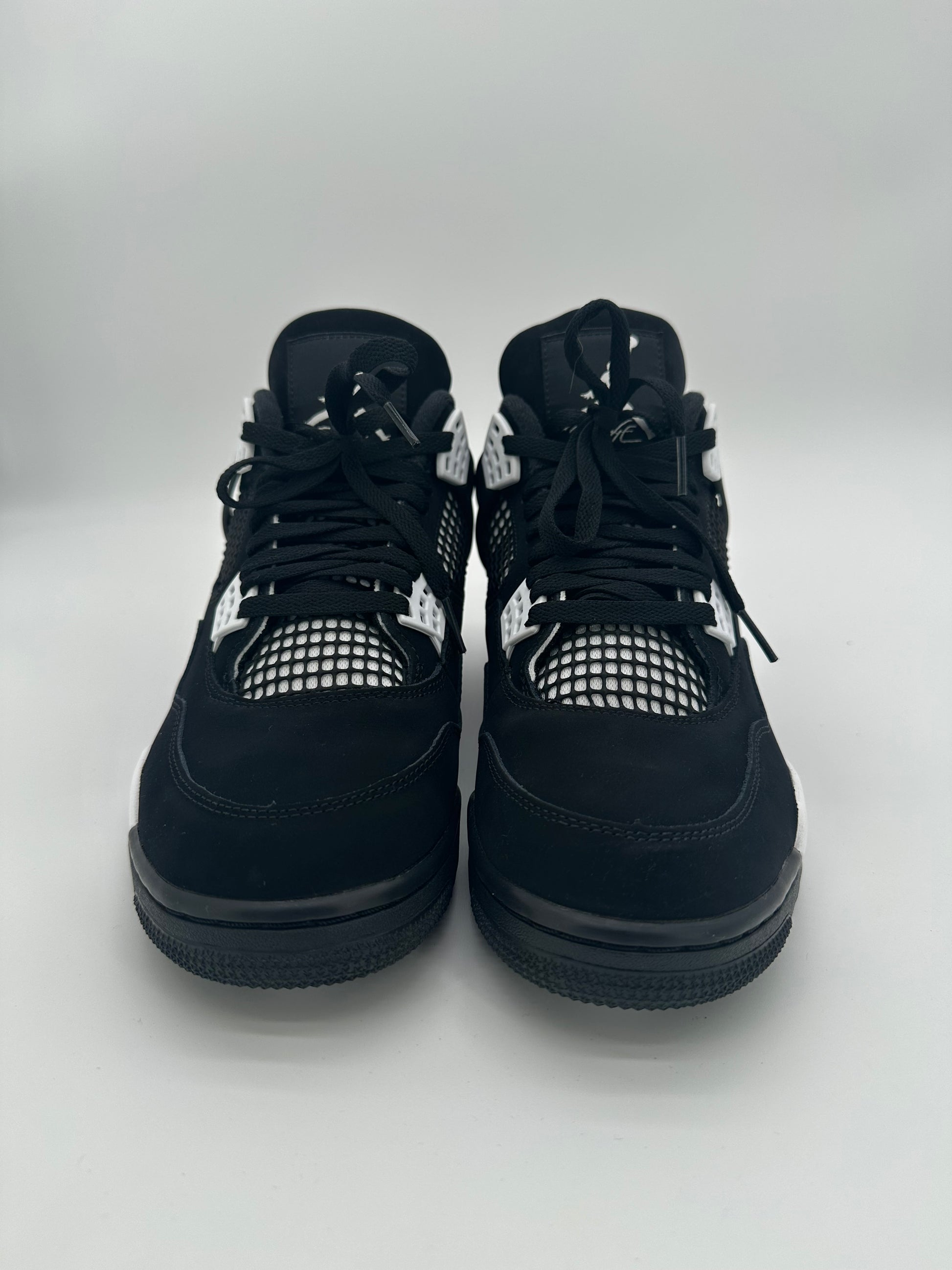 Jordan 4 Retro White Thunder