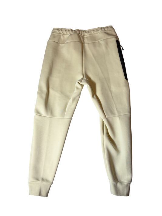 Nike Tech Pants Cream