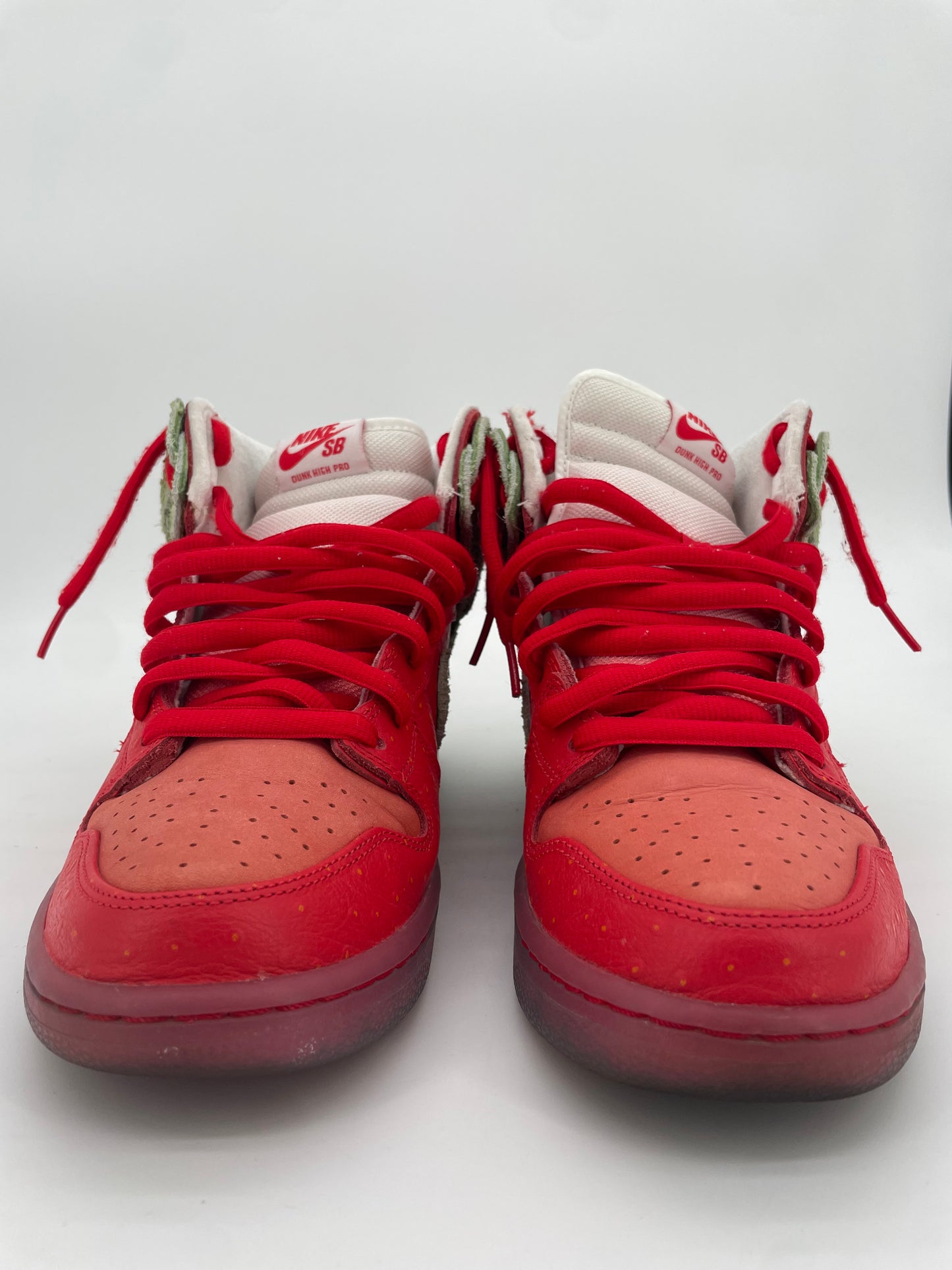 Nike SB Dunk High Strawberry Cough (Regular Box)