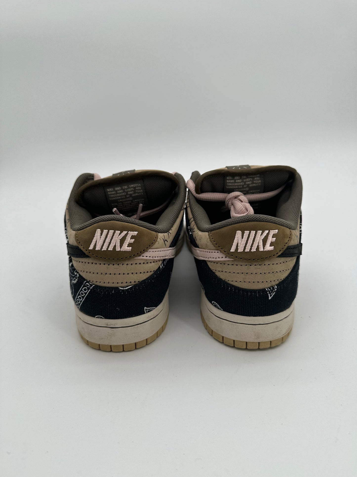 Nike SB Dunk Low Travis Scott (Special Box)