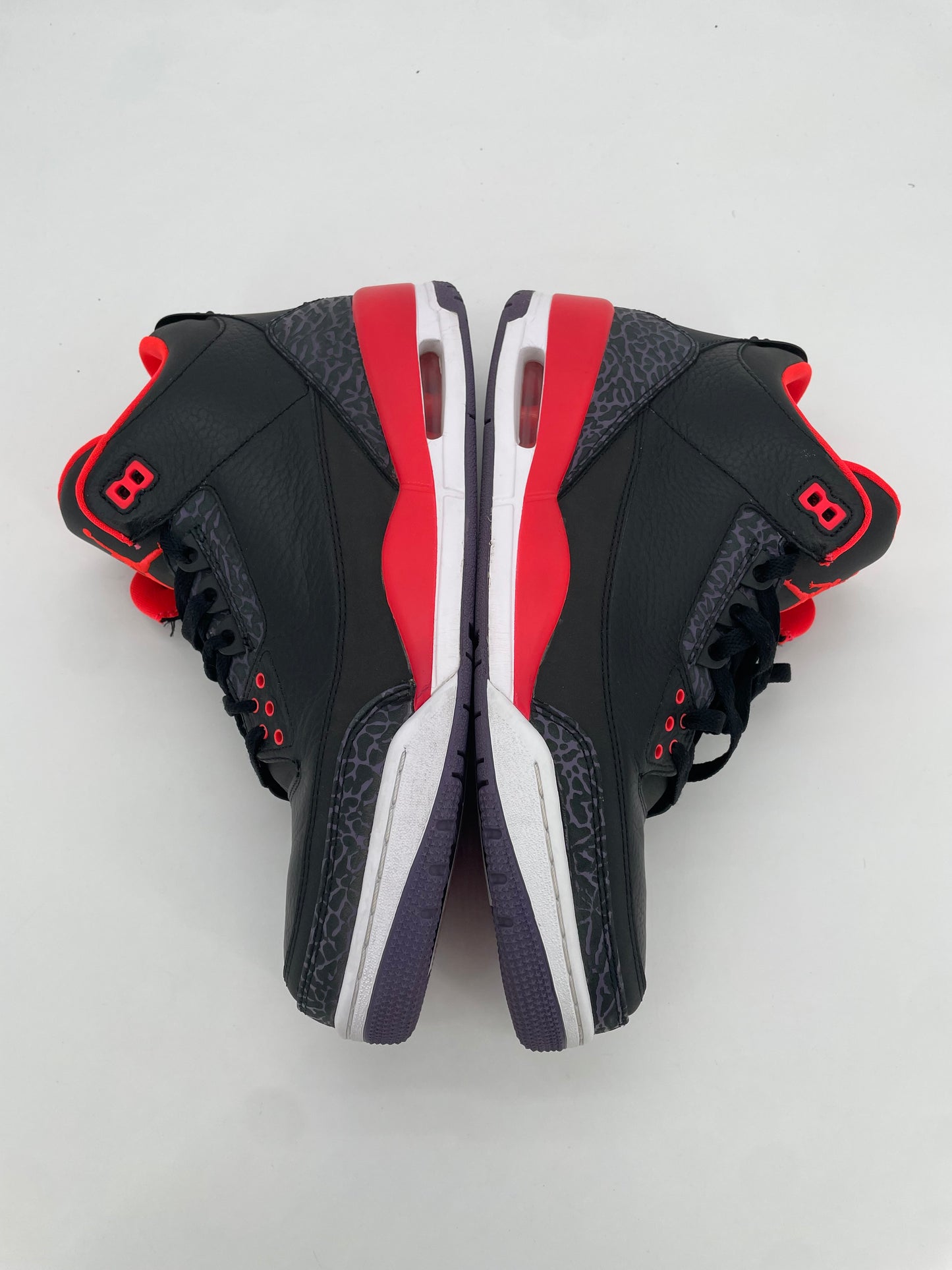 Jordan 3 Retro Crimson
