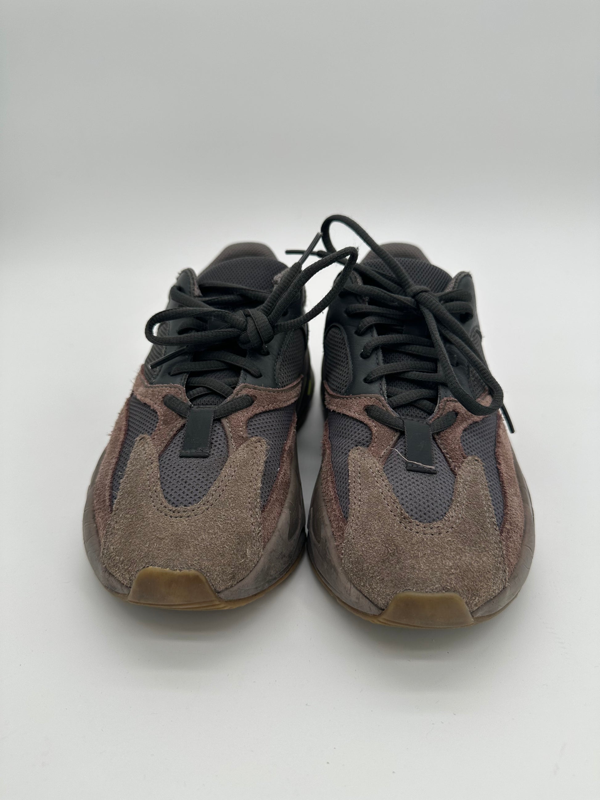 adidas Yeezy Boost 700 Mauve