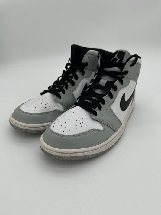 Jordan 1 Mid Light Smoke Grey