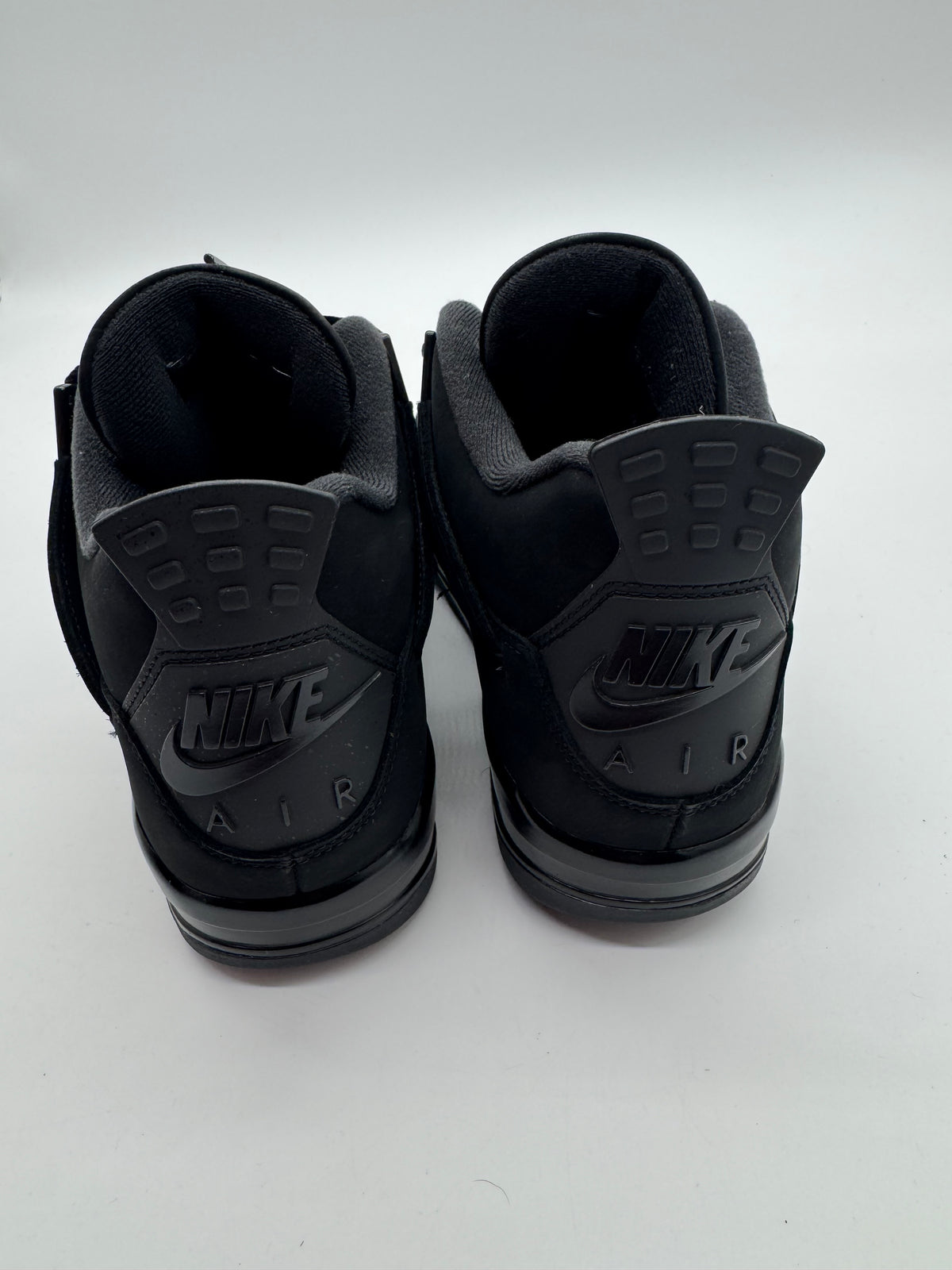 Jordan 4 Retro Black Cat (2025)