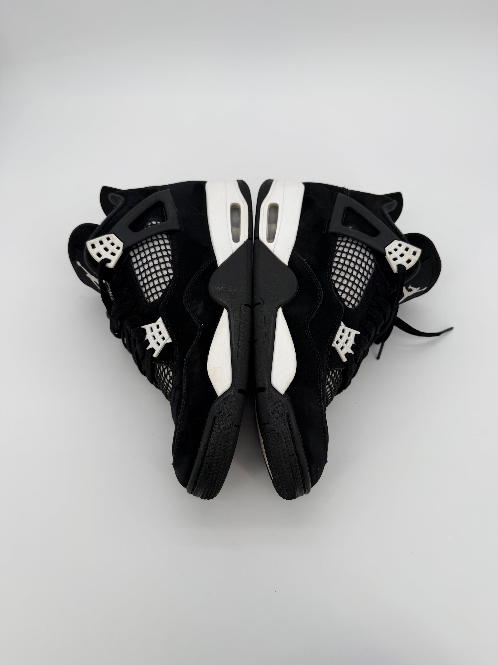 Jordan 4 Retro White Thunder