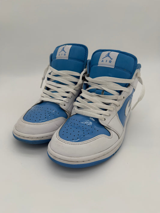 Jordan 1 Mid Legend Blue