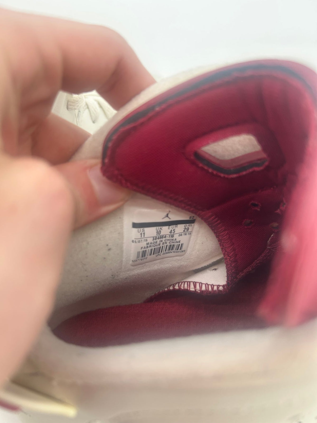 Jordan 6 Retro Maroon (2015)