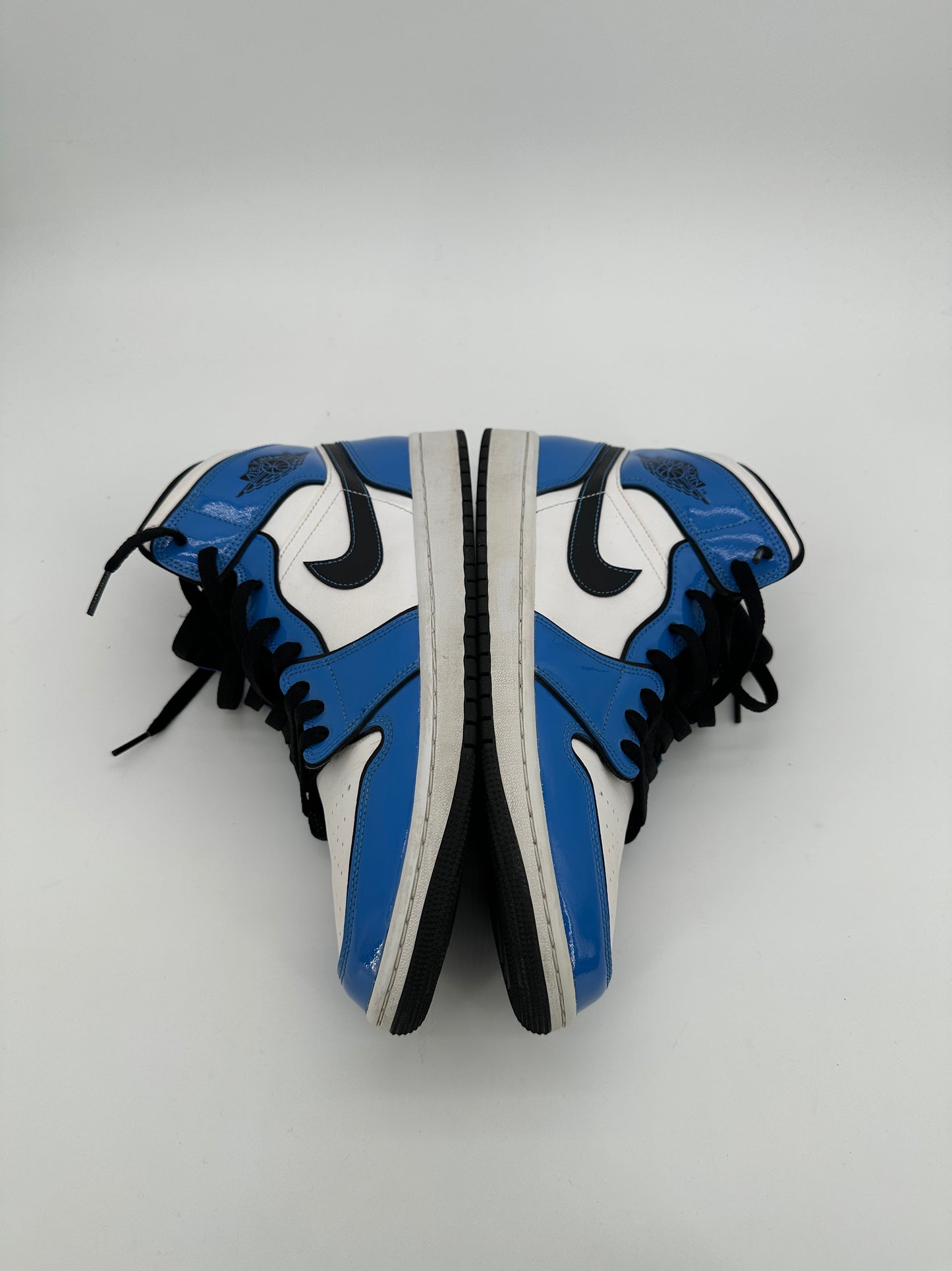 Jordan 1 Mid Signal Blue
