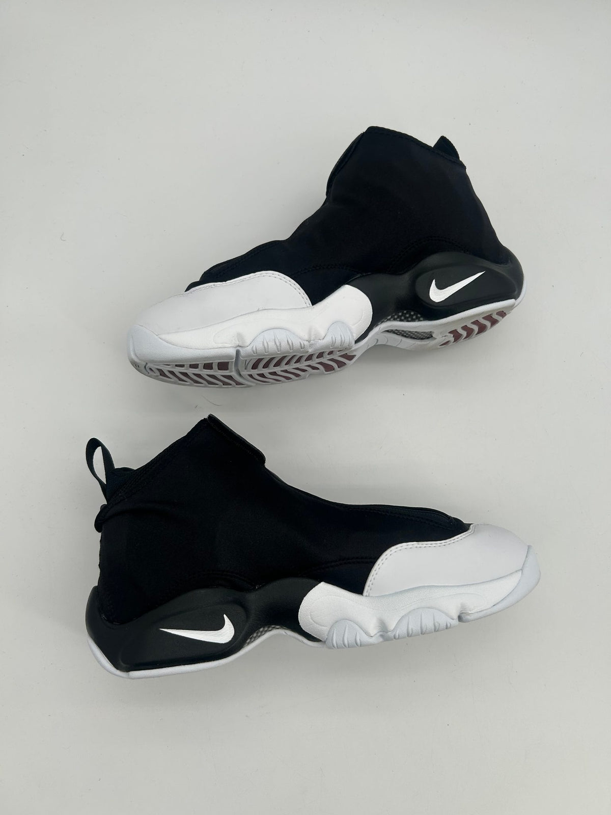 Nike Air Zoom Flight The Glove Black White OG (2026)