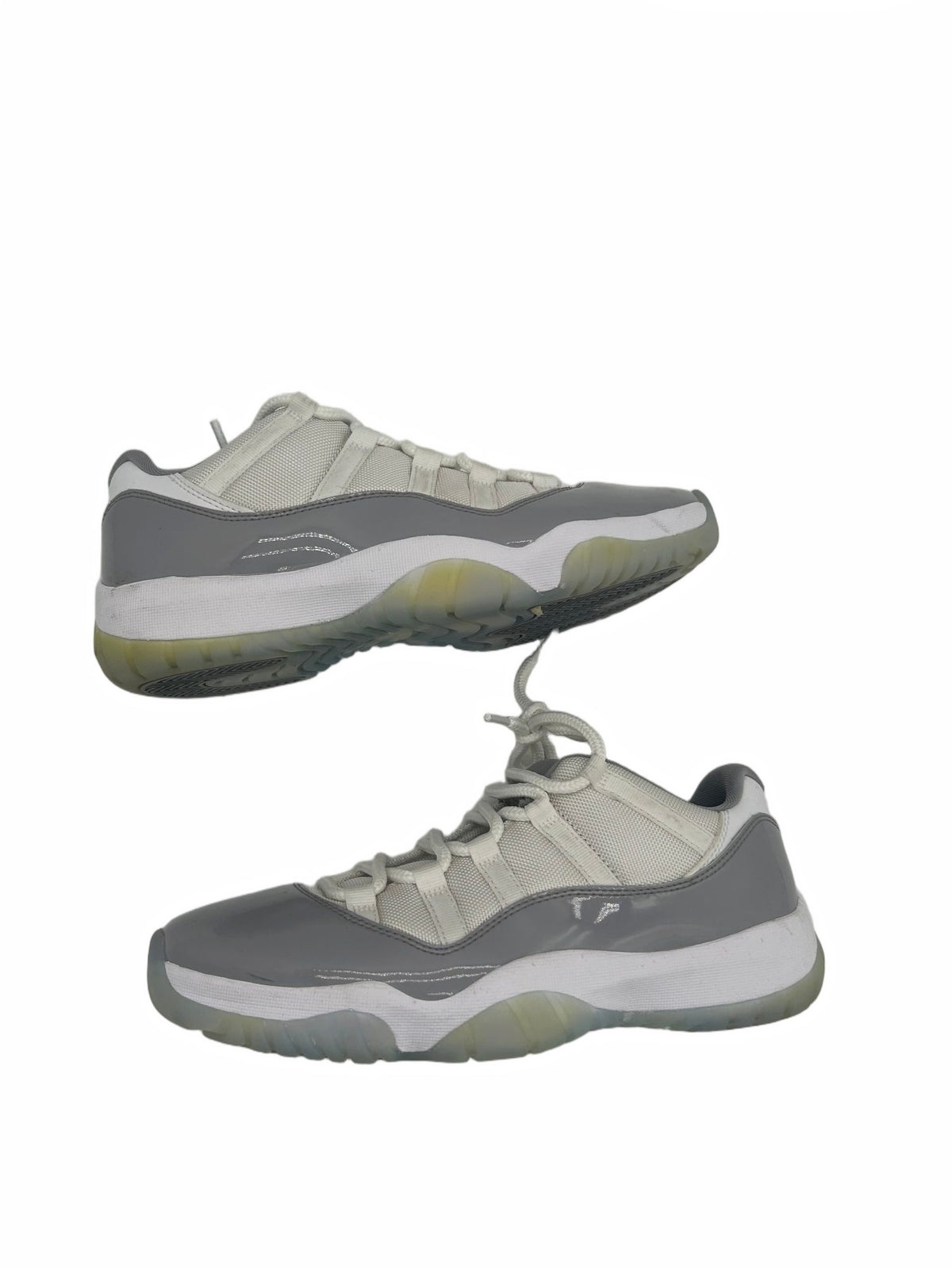 Jordan 11 Retro Low Cement Grey