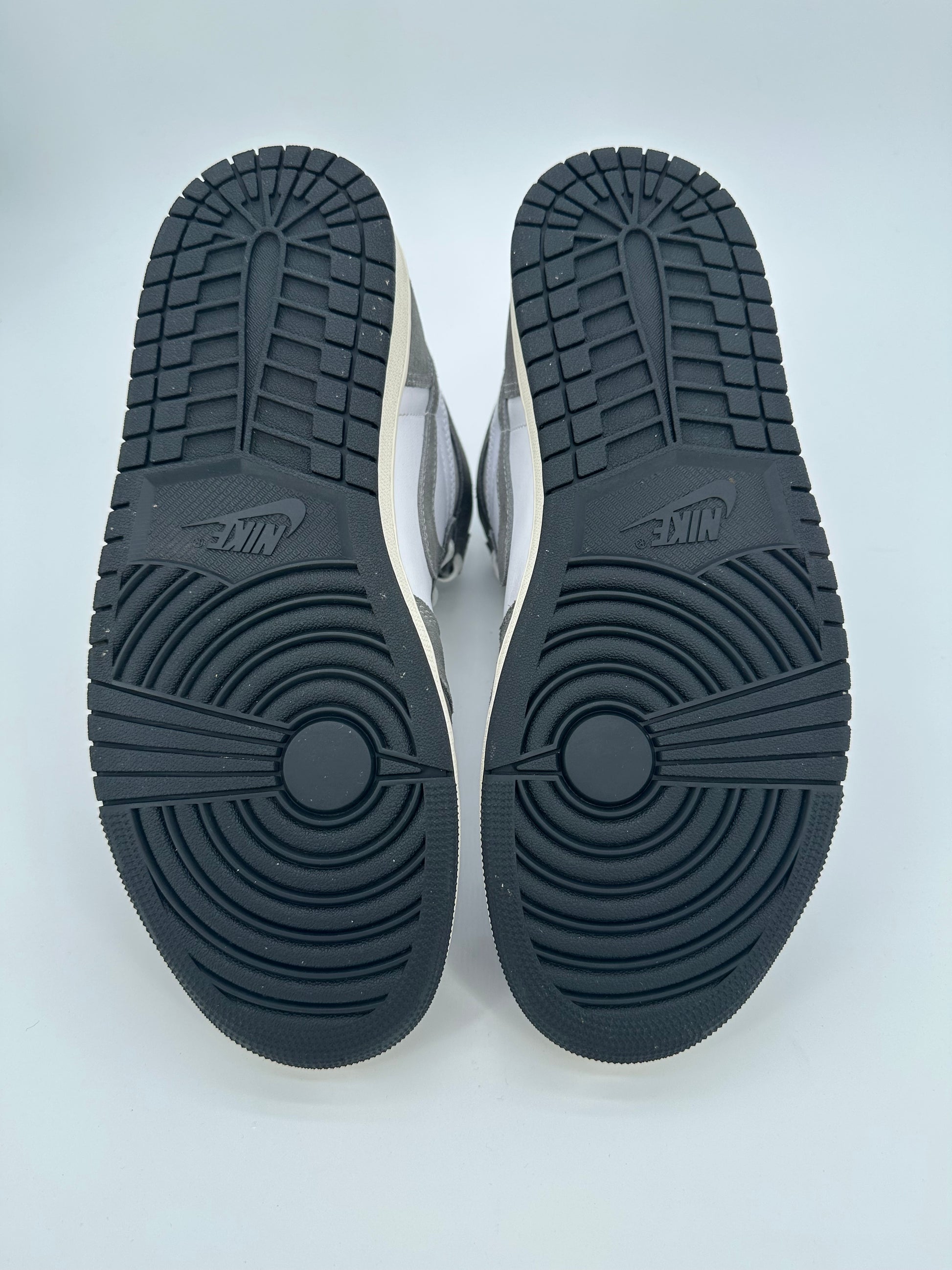 Jordan 1 Retro High OG Washed Black