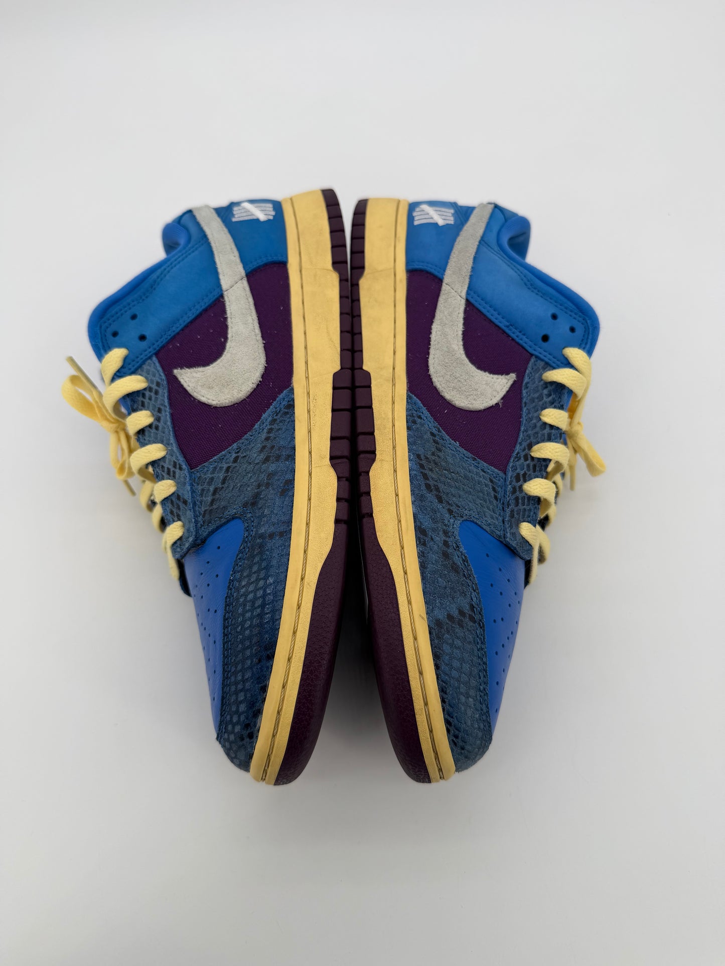 Nike Dunk Low Undefeated 5 On It Dunk vs. AF1
