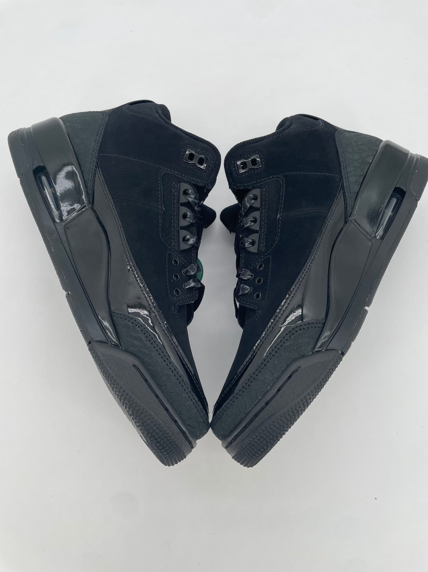 Jordan 3 Retro Black Cat (2025)