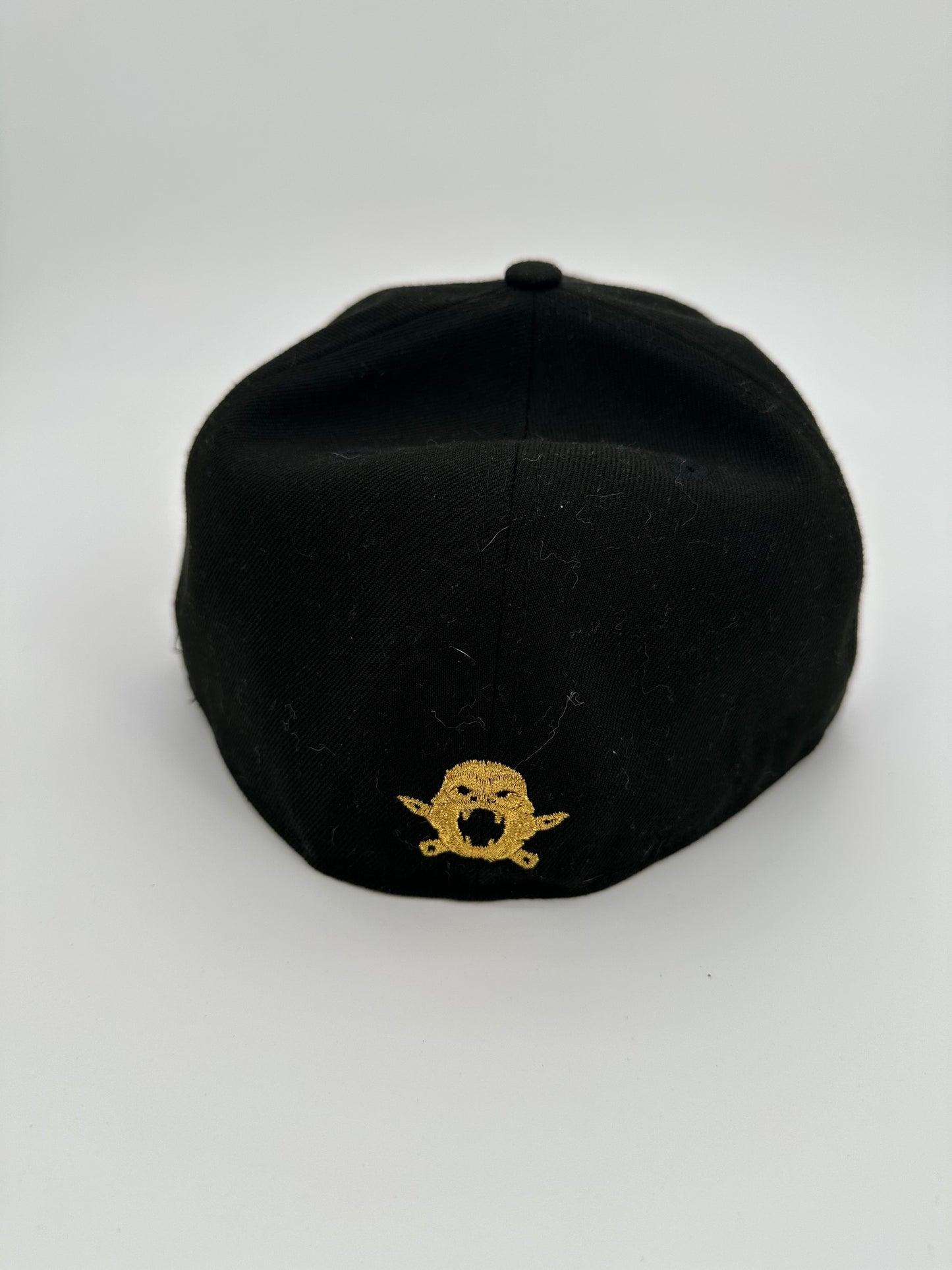 New Era Black King Skull Fitted