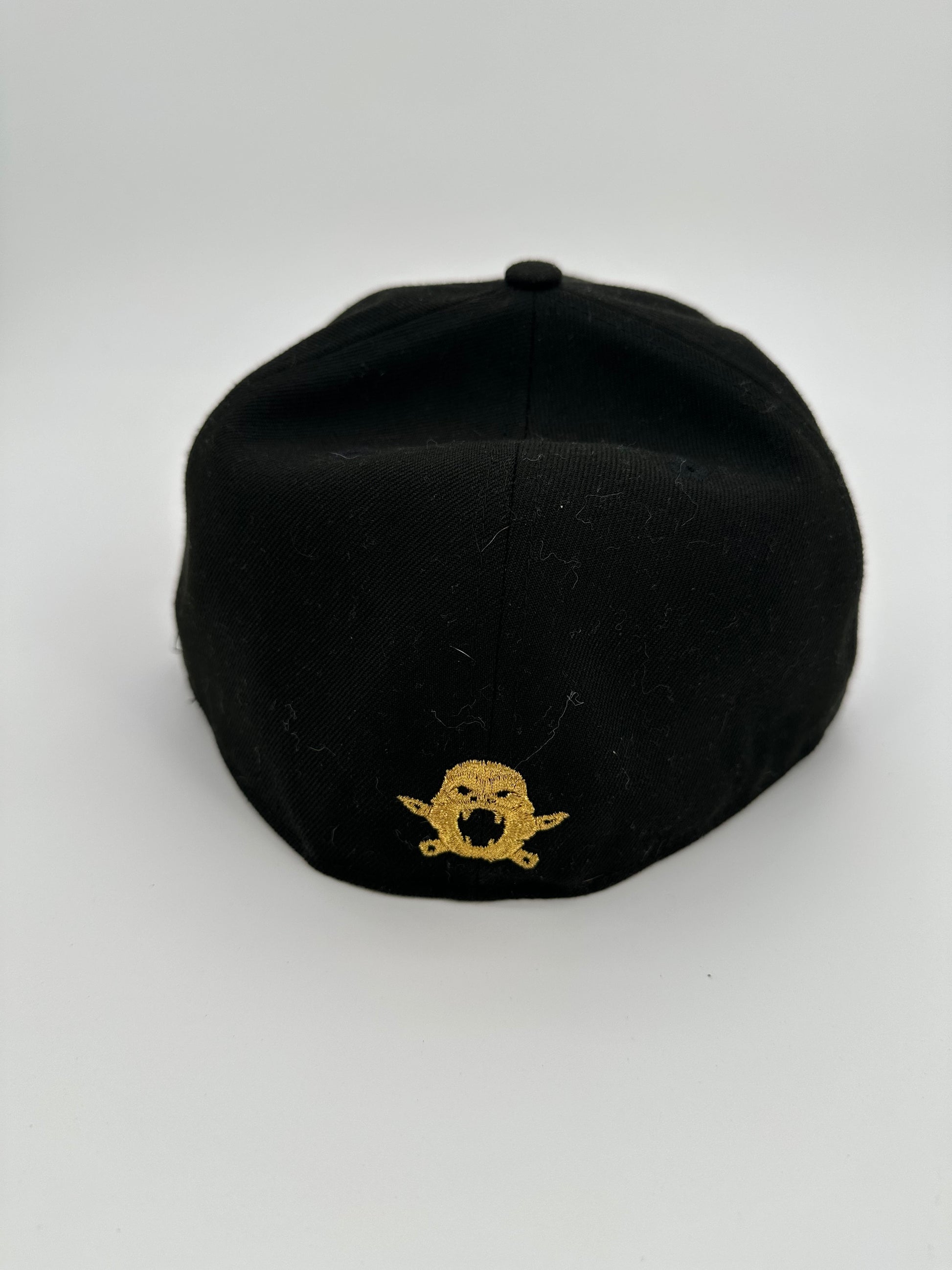 New Era Black King Skull Fitted