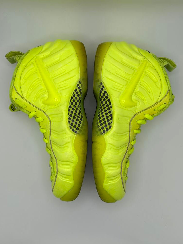 Nike Air Foamposite Pro Volt (2021)