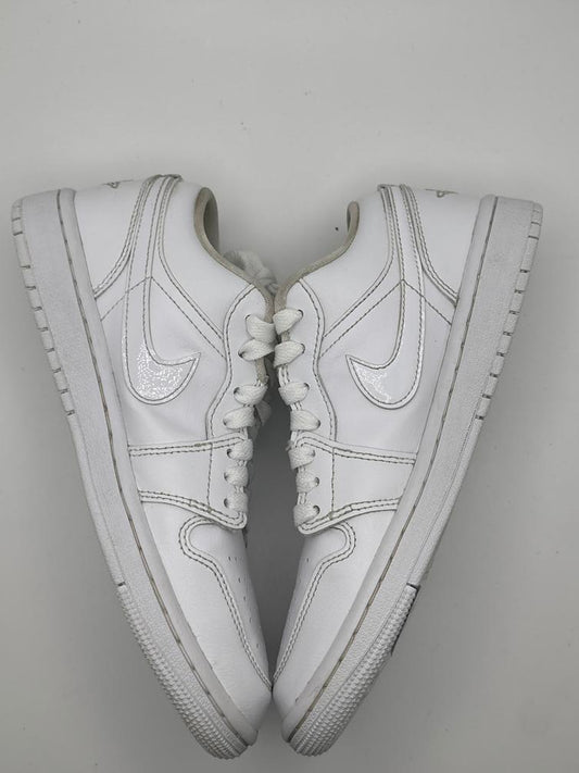 Jordan 1 Low Triple White