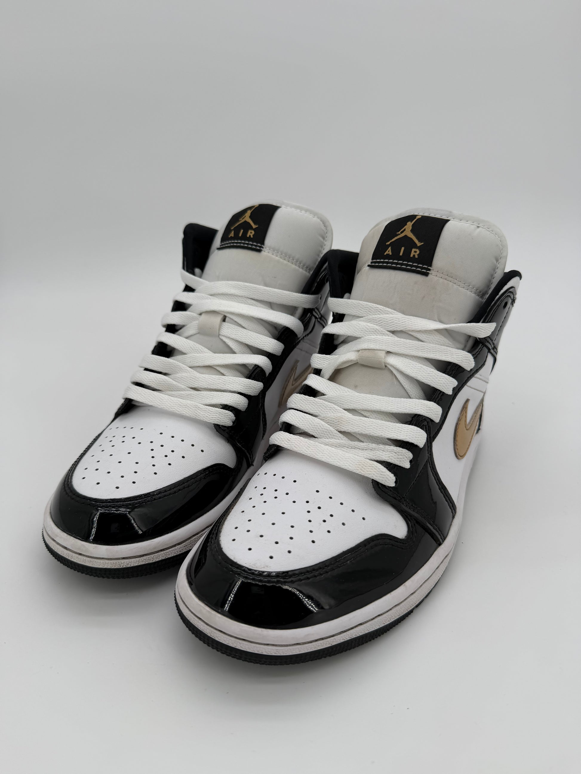 Jordan 1 Mid Patent Black White Gold(needs pics)