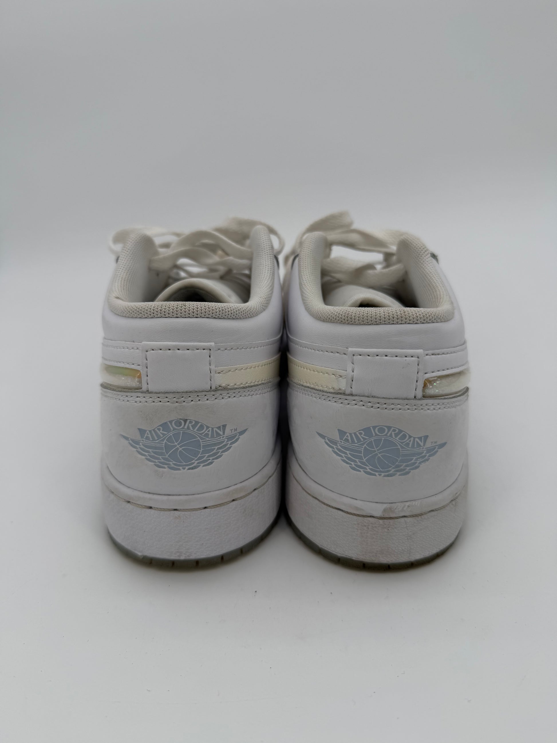 Jordan 1 Low SE Glitter Swoosh (GS)