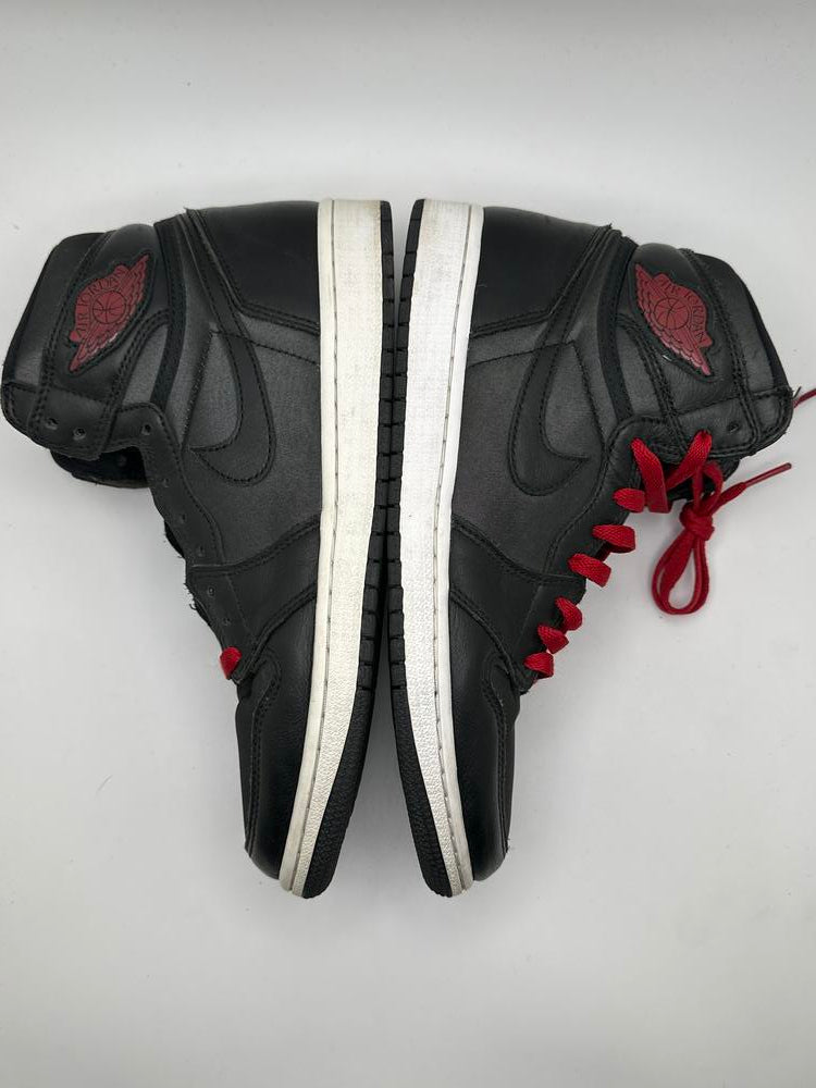 Jordan 1 Retro High Black Satin Gym Red