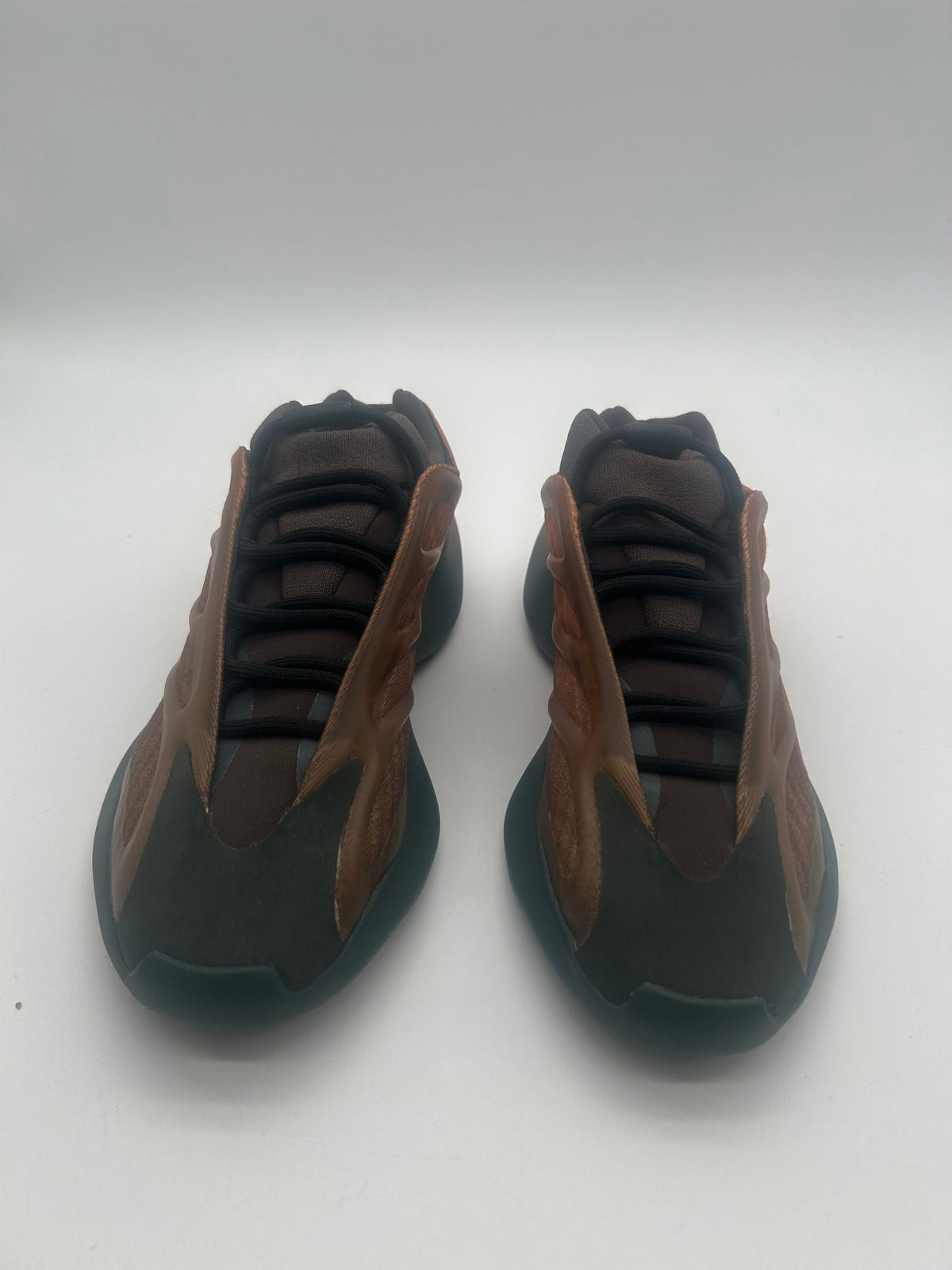 adidas Yeezy 700 V3 Copper Fade