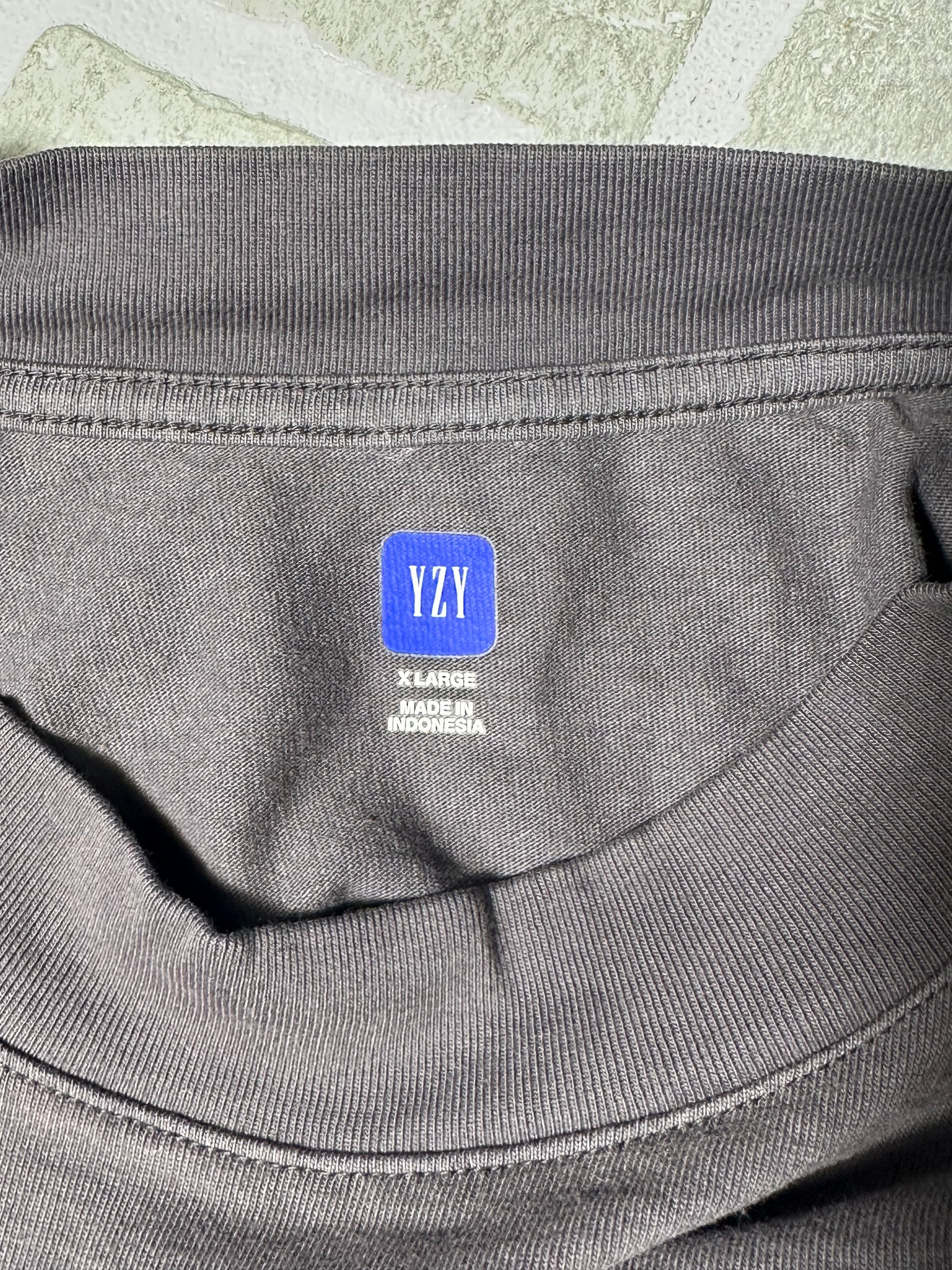 YZY Gap Longsleeve Stone