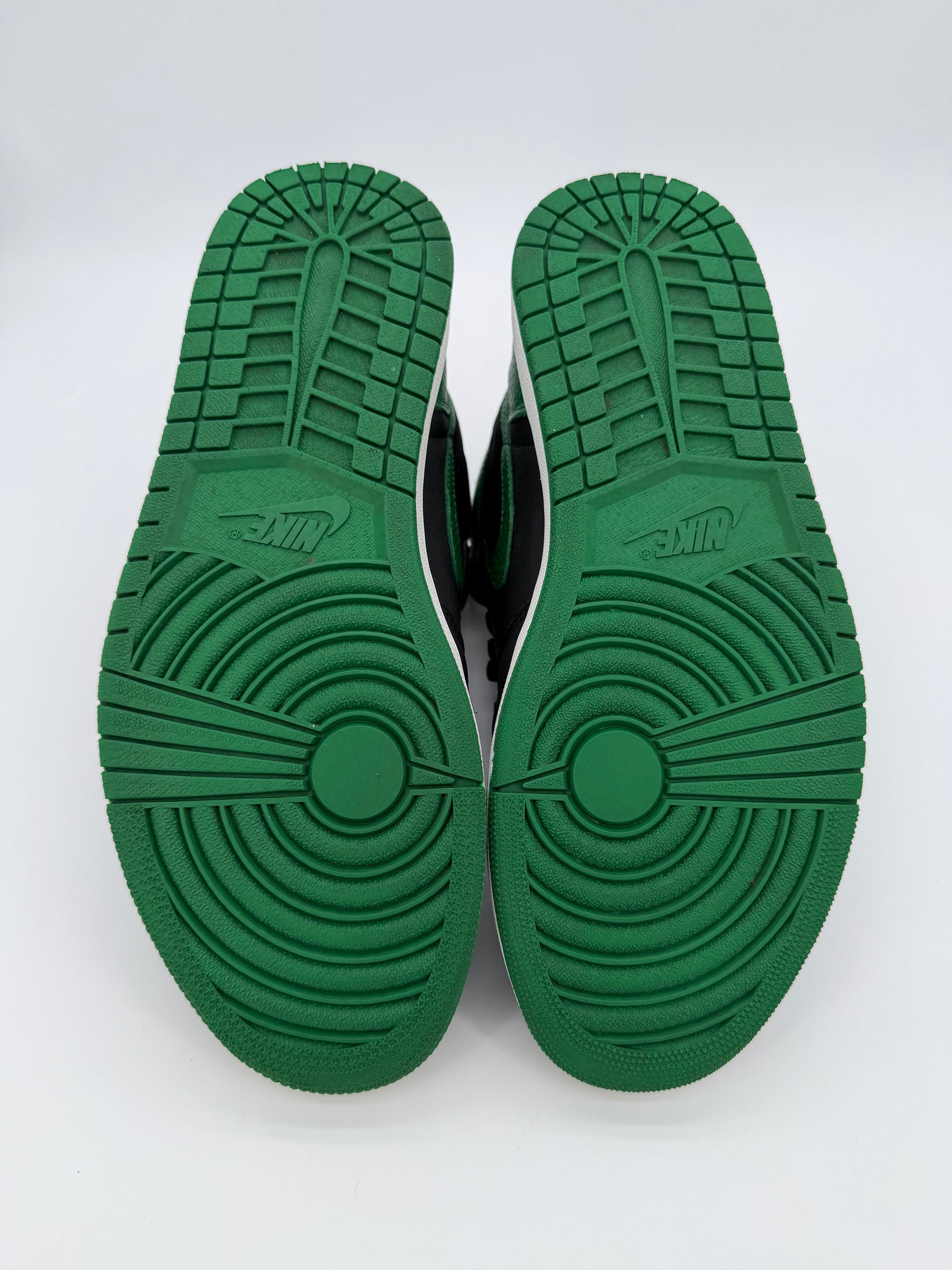 Jordan 1 Retro High Pine Green Black