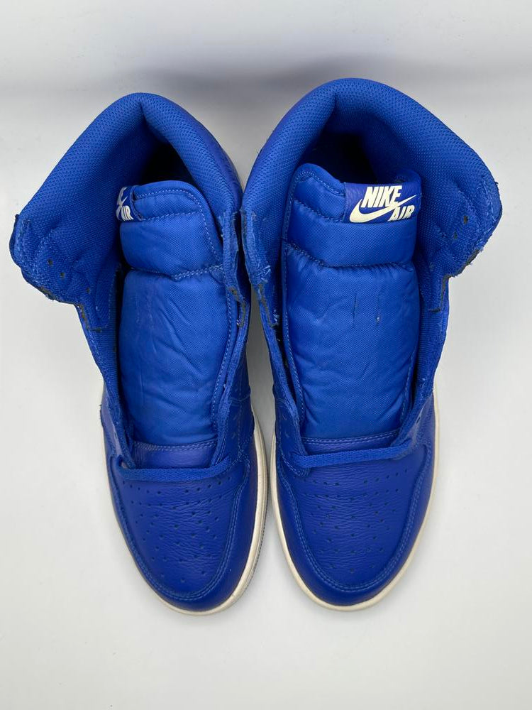 Jordan 1 Retro High Hyper Royal