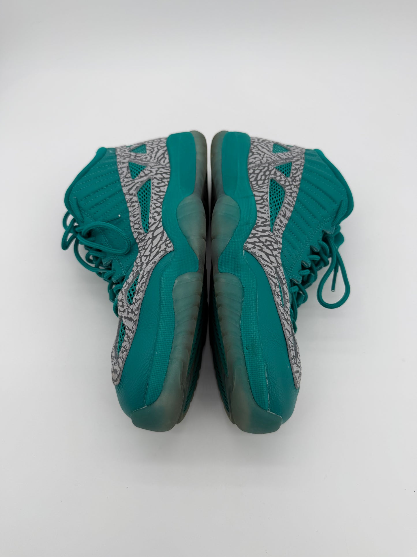 Jordan 11 Retro Low IE Rio Teal