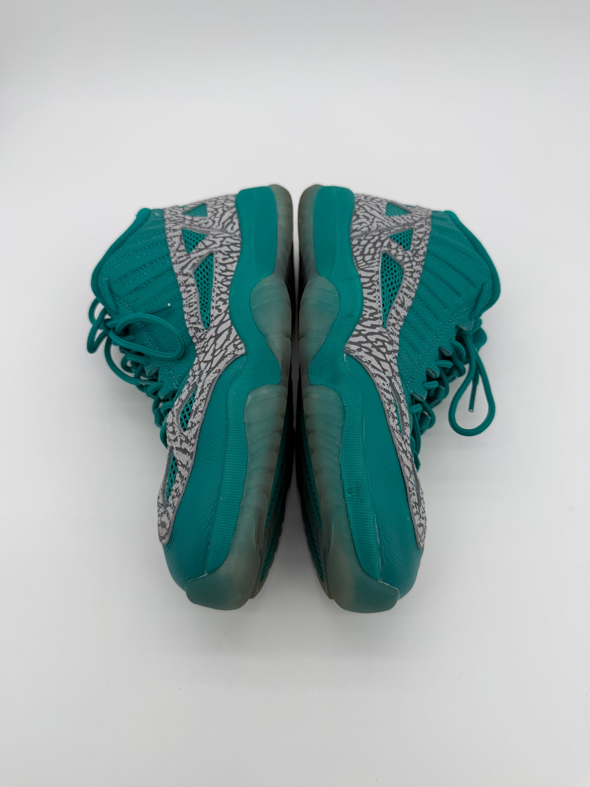 Jordan 11 Retro Low IE Rio Teal