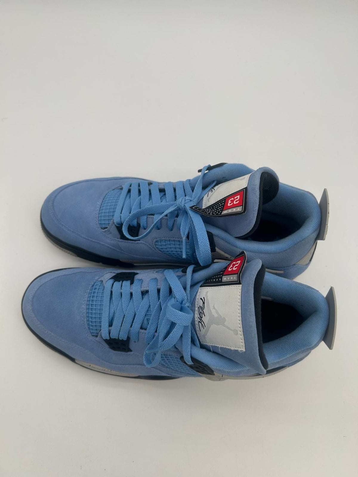 Jordan 4 Retro University Blue