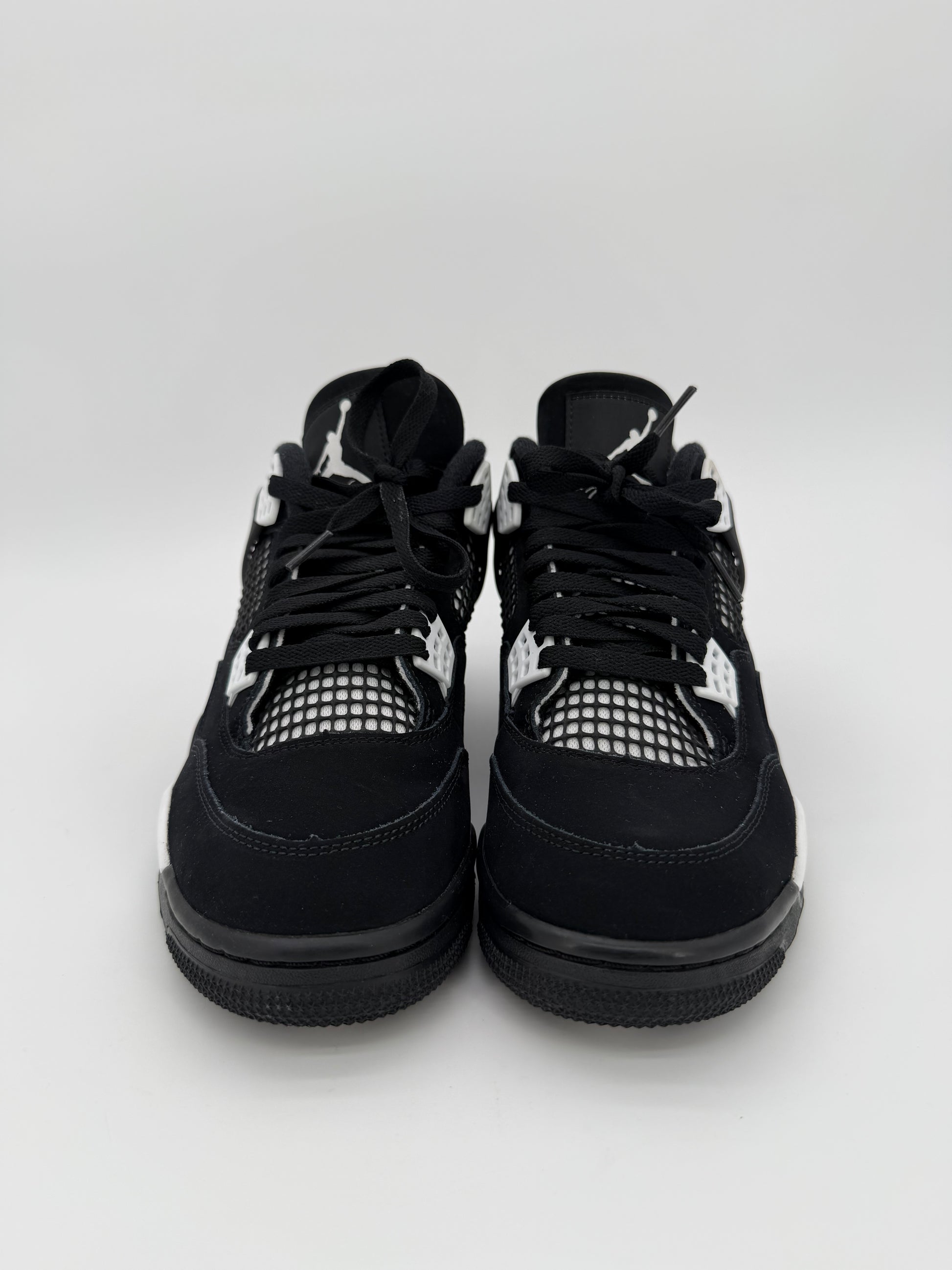 Jordan 4 Retro White Thunder