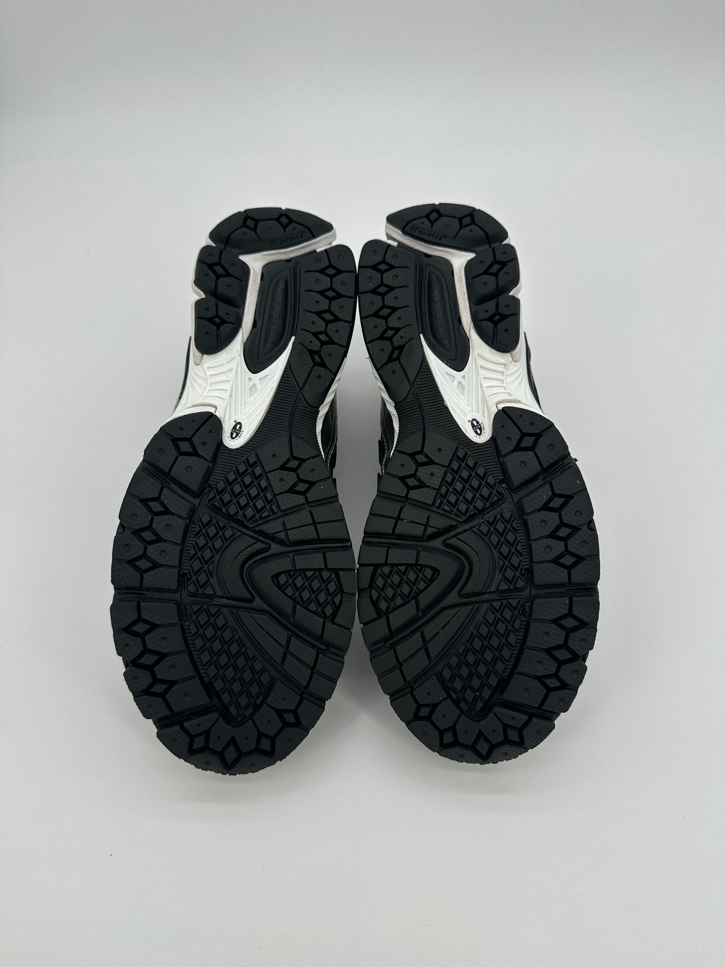 New Balance 1906R Black Grey White
