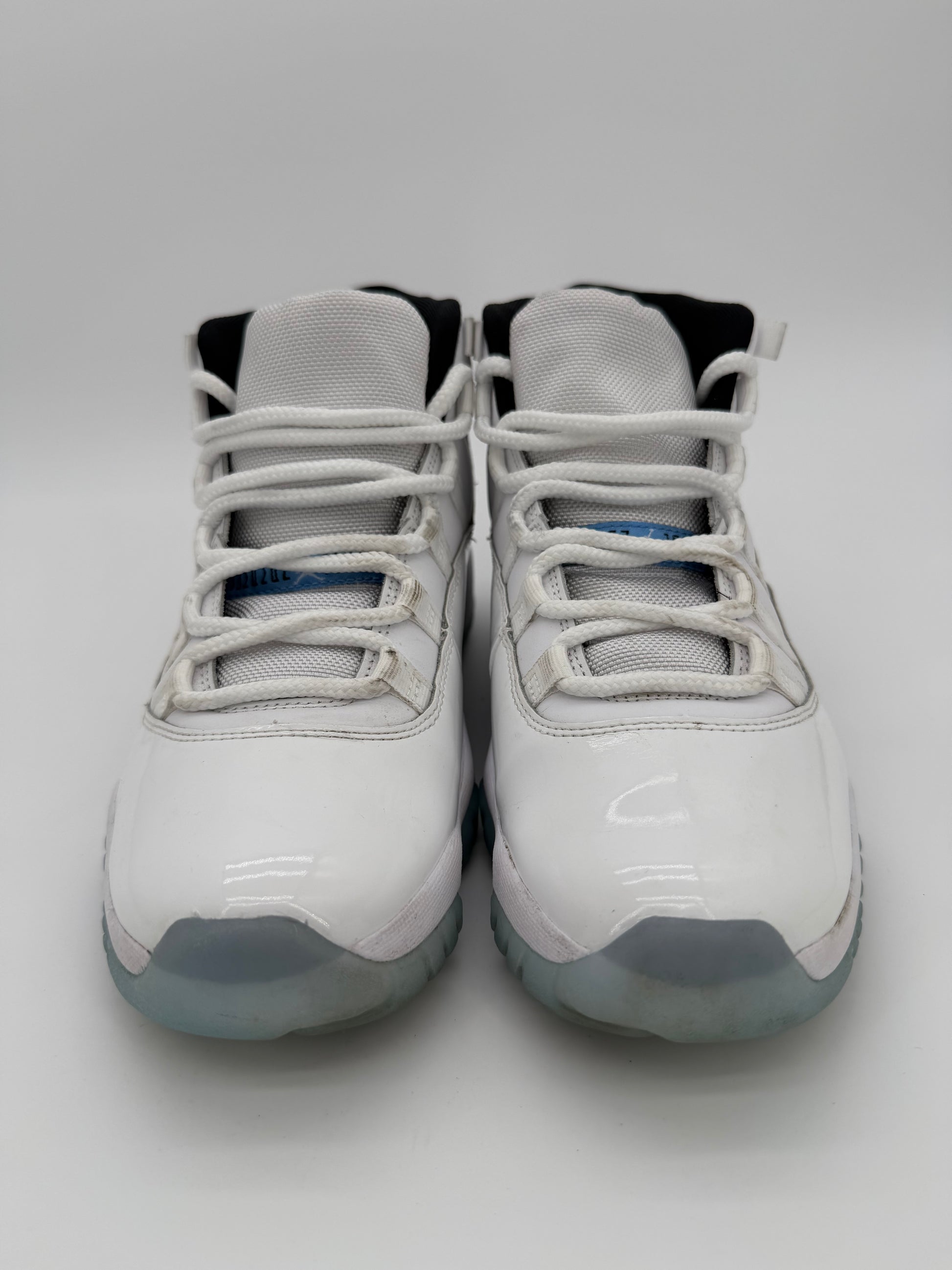 Jordan 11 Retro Legend Blue (2024)