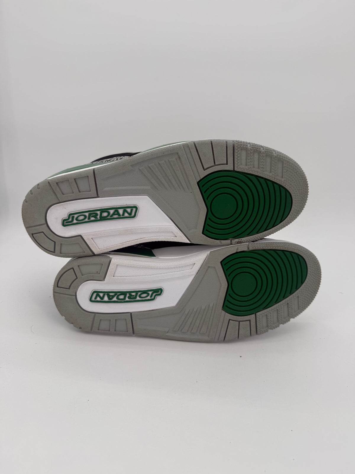 Jordan 3 Retro Pine Green
