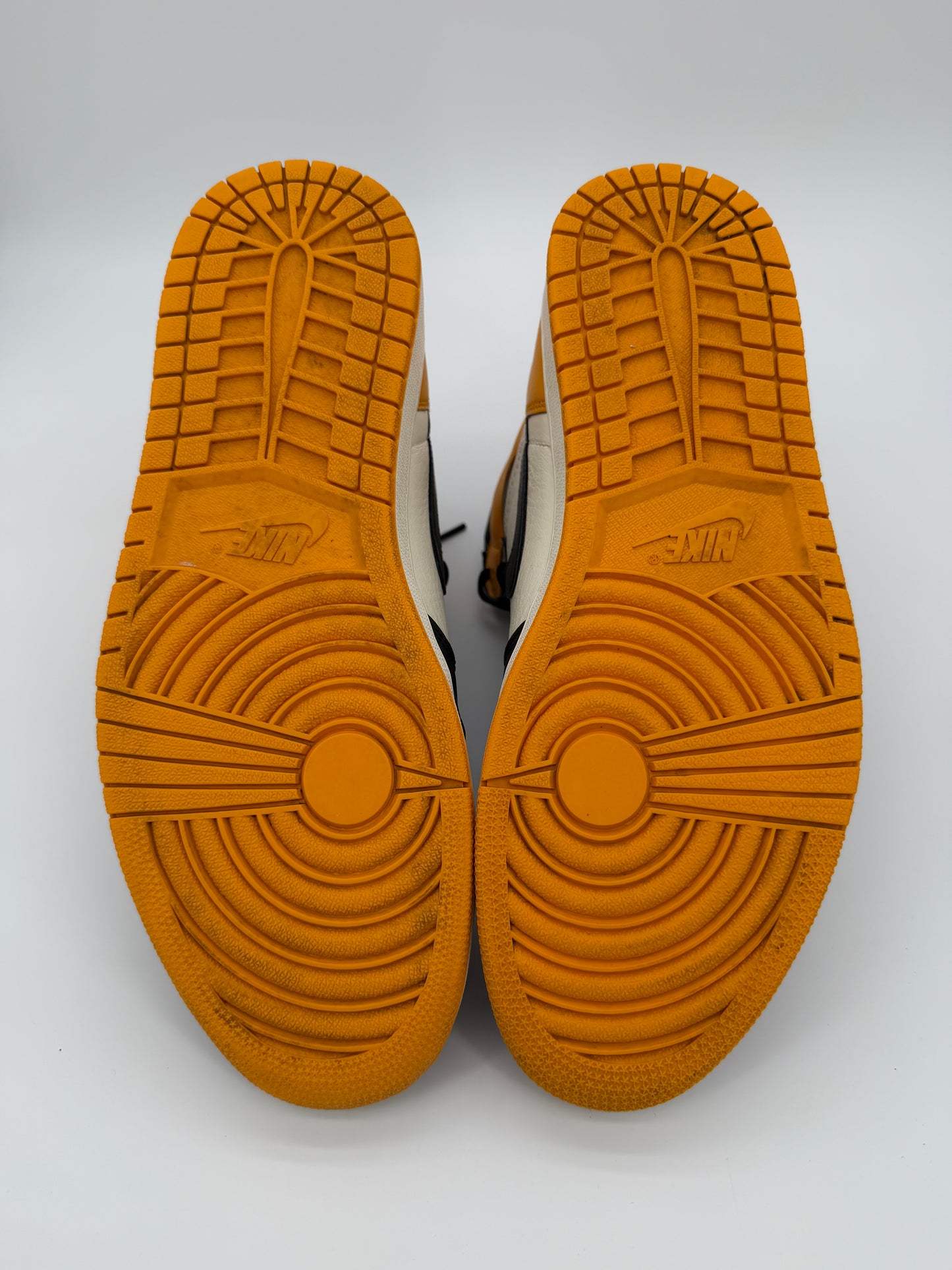 Jordan 1 Retro High OG Taxi (Rep Insoles)