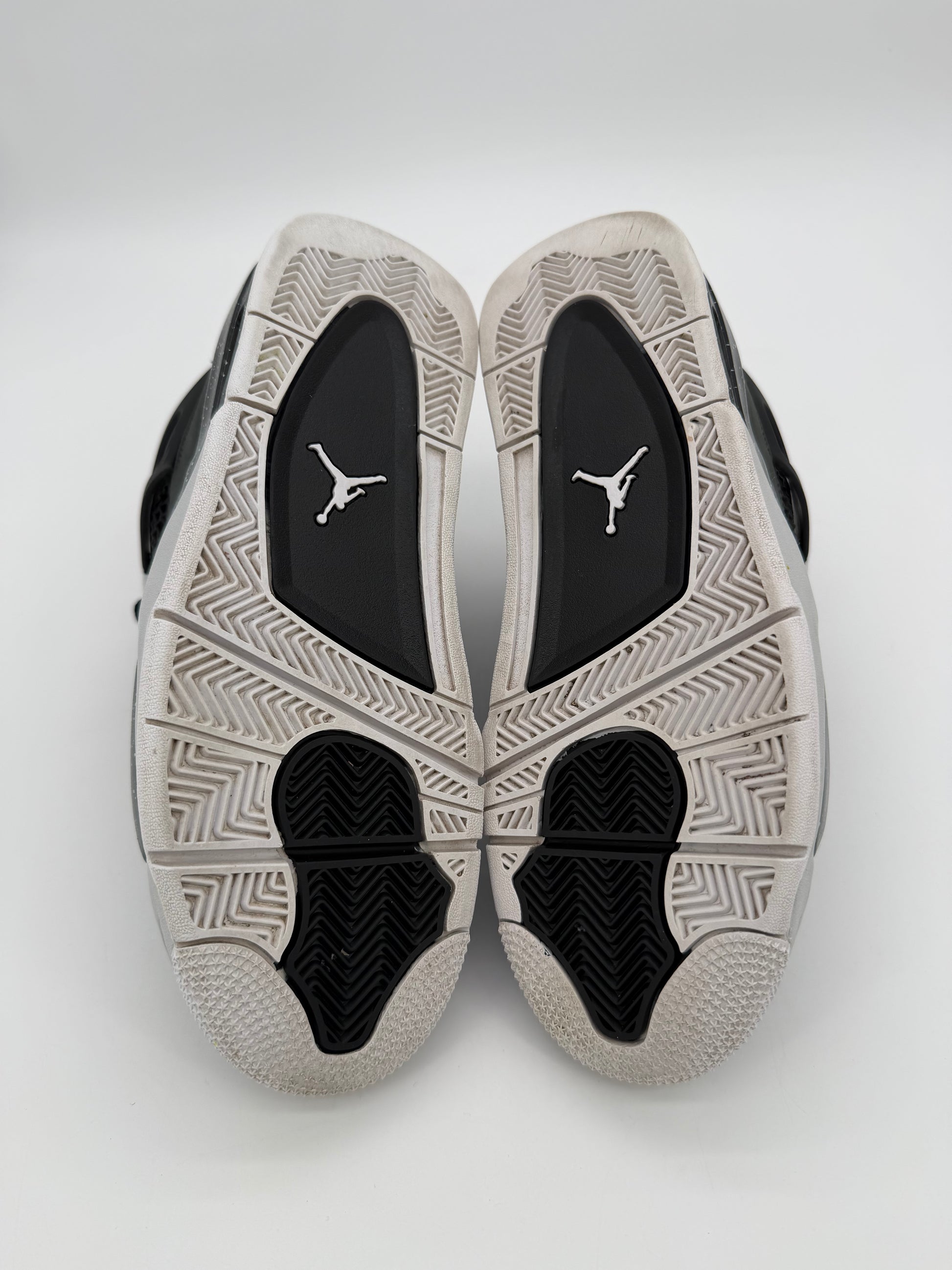 Jordan 4 Retro Fear (2024)