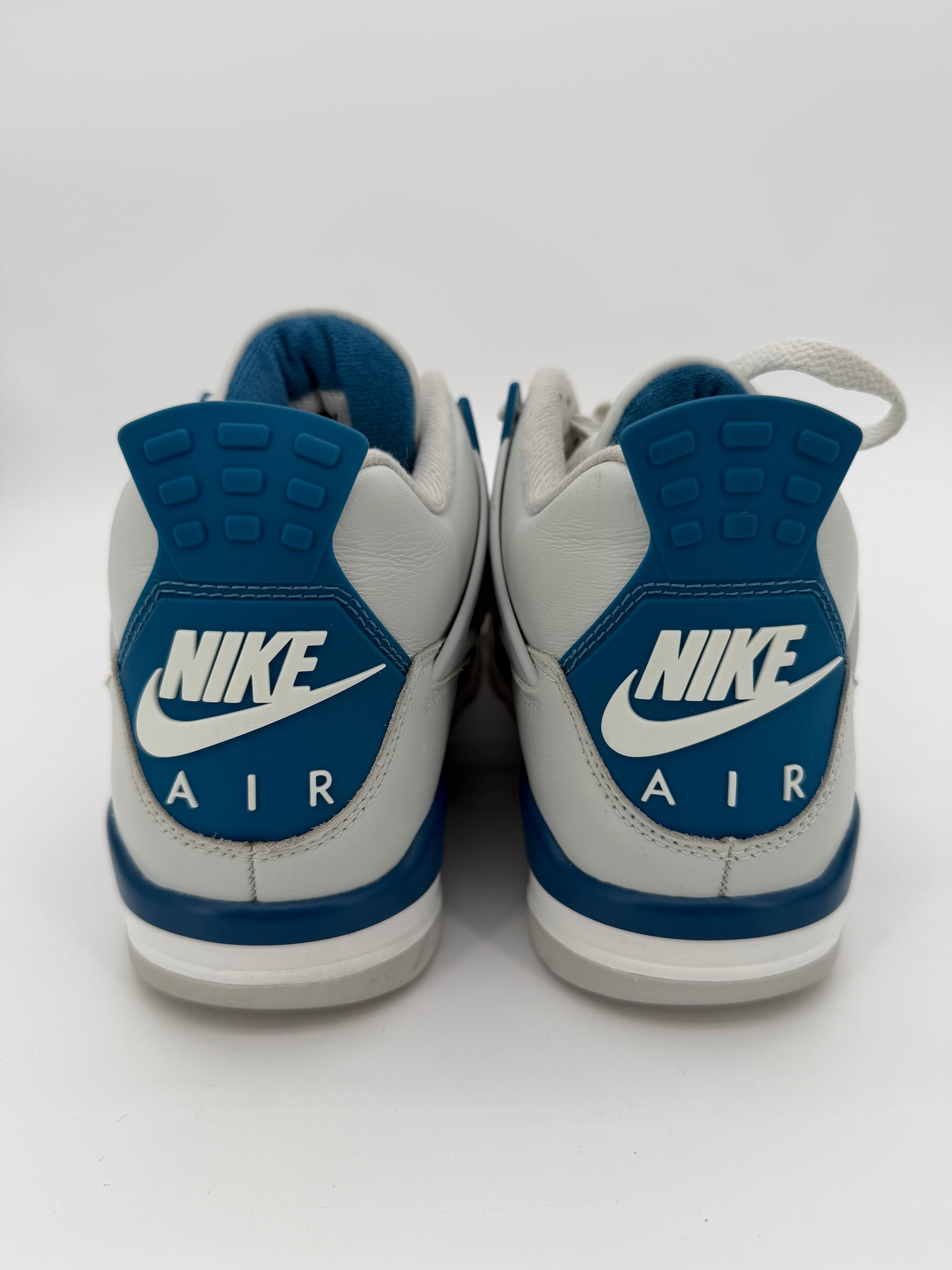 Jordan 4 Retro Military Blue (2024)