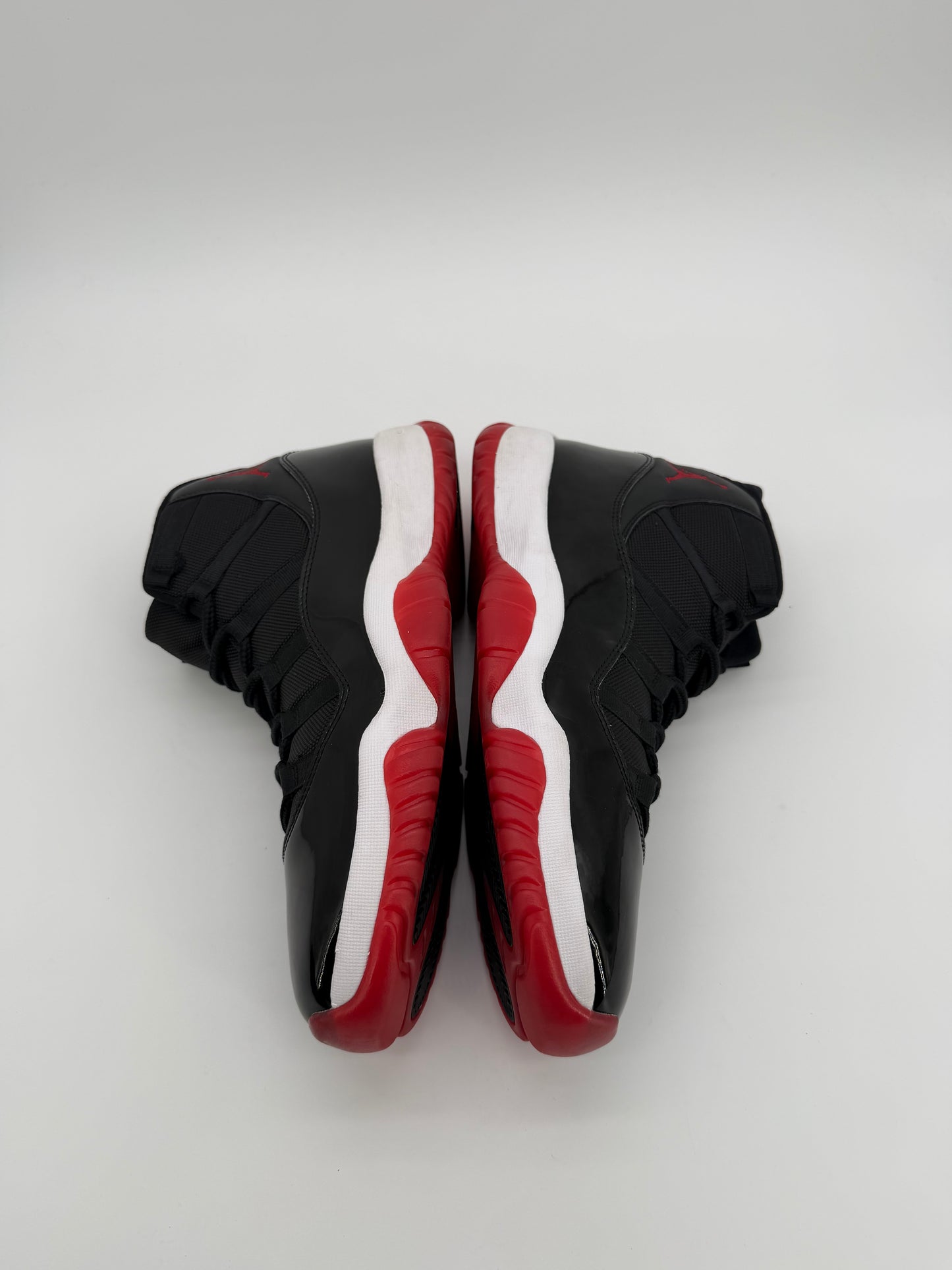 Jordan 11 Retro Playoffs Bred (2019)