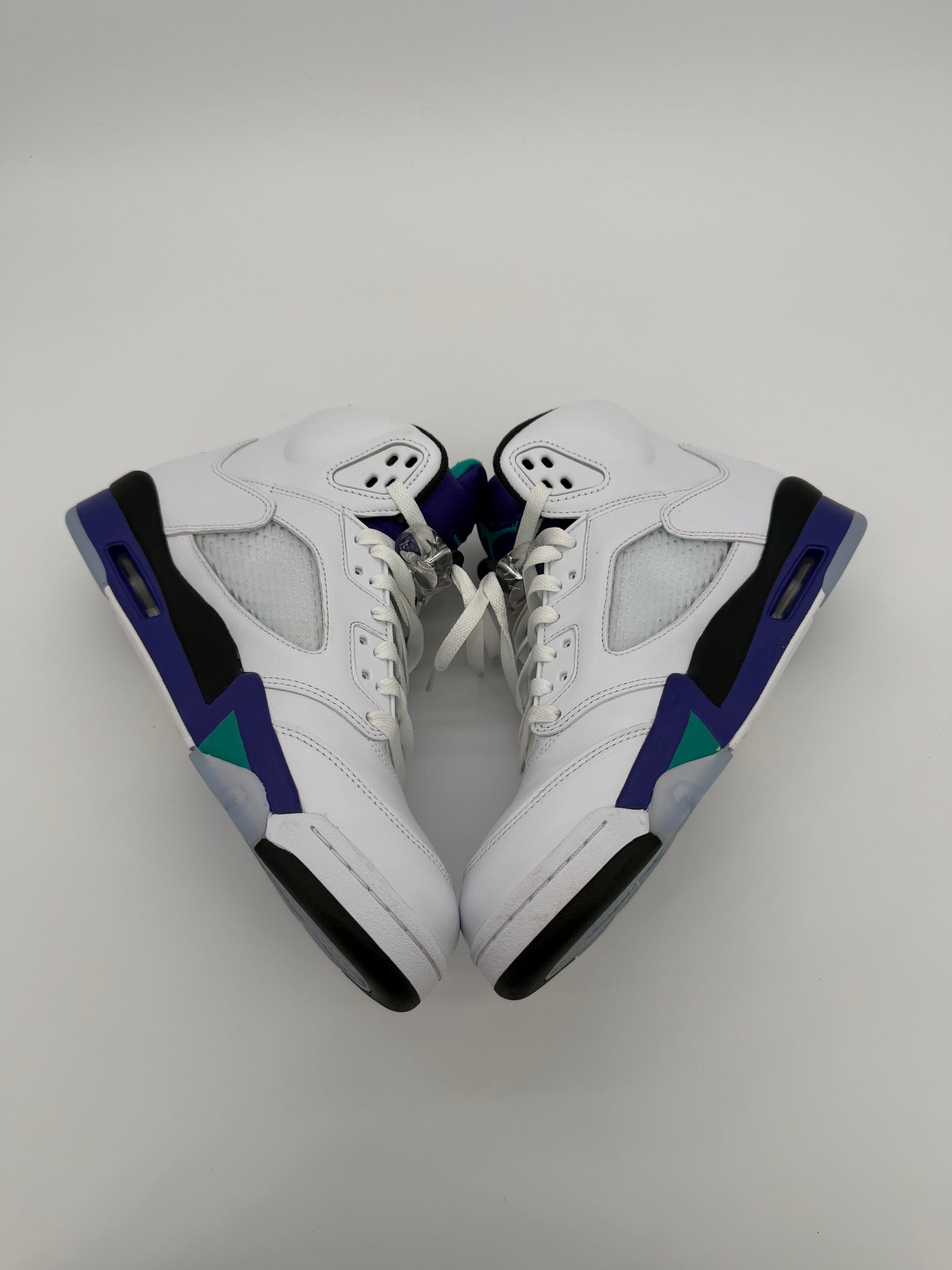 Jordan 5 Retro Grape (2025)